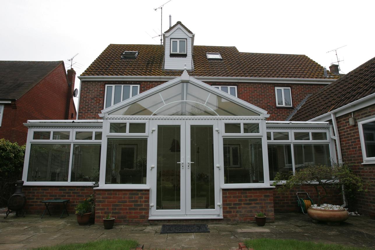 t-shape-conservatory-rugby-southam-warwickshire